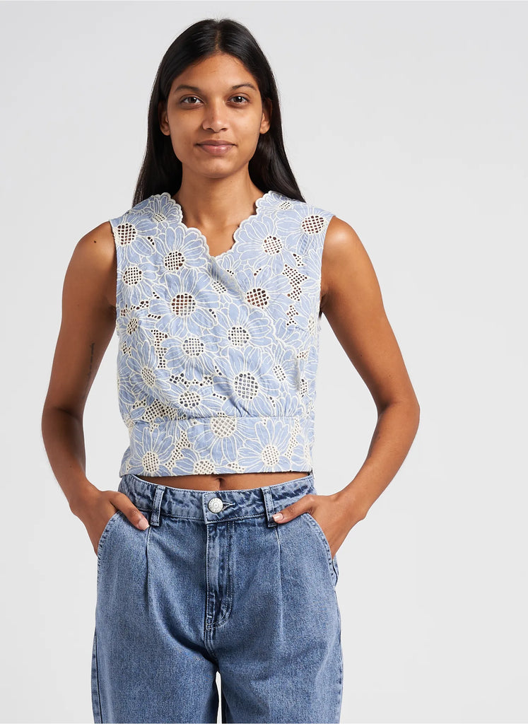 INDEE Neuilly Sky Blue English Embroidery Rap Top 2